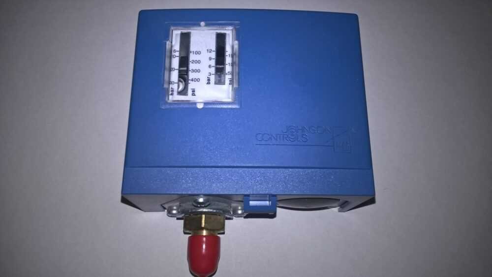 P735AAA-9350 Johnson Controls, 230V/1/50 Hz aukšto slėgio Pramoninių šaldytuvų slėgio rėlės