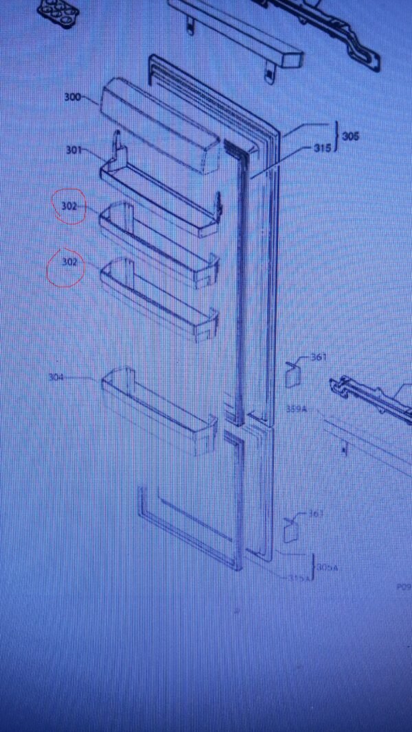 Šaldytuvo AEG, ELECTROLUX ,ZANUSSI  vidurinė durų lentynėlė 296, 440X70 orig. Buitinių šaldytuvų laikikliai, stalčiai, lentynos ir kitos plastmasinės detalės