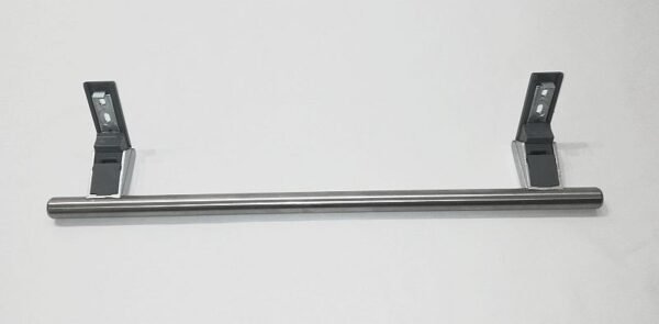Rankena šaldytuvui Liebherr, 364mm atstumas tarp tvirtinimų, visas ilgis – 455mm, sidabrinė-plieninė, alternatyva Šaldytuvų durų rankenėlės kameros durelės