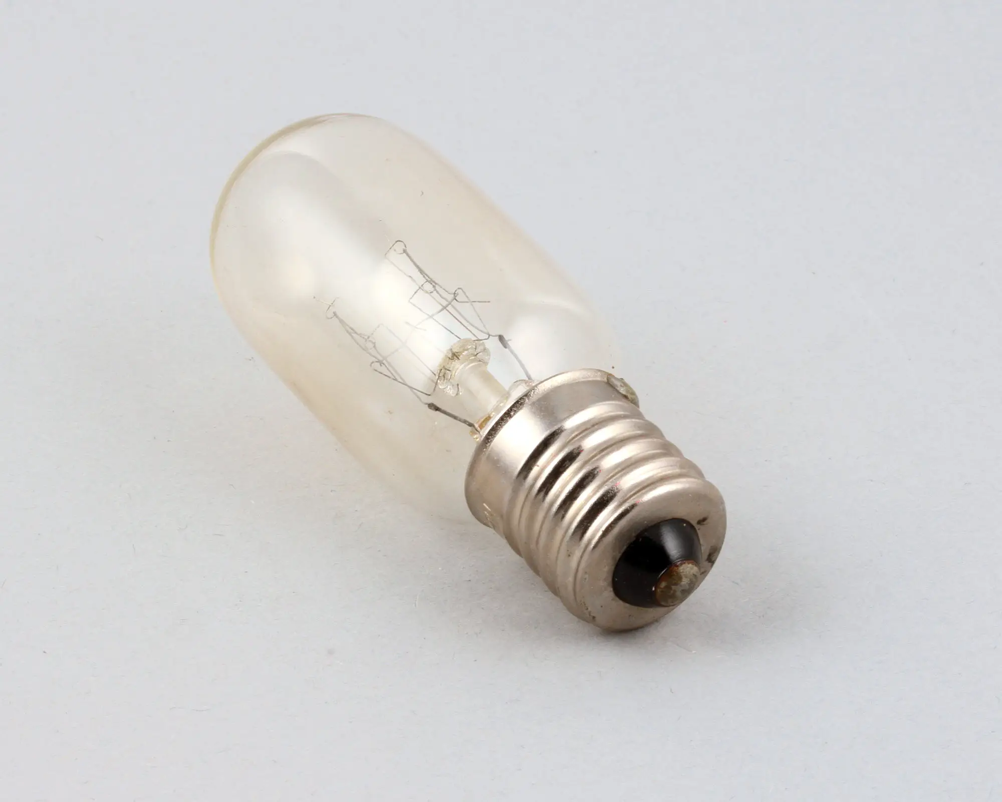 Universali lemputė E17 orkaitės,mikrobanginės Whirlpool,Panasonic ir kt 20W, 220/240V. Elektrinių viryklių, mikrobangų krosnelių ir šaldytuvų lemputės gaubteliai LED-Foninio apšvietimo juostos ir kt