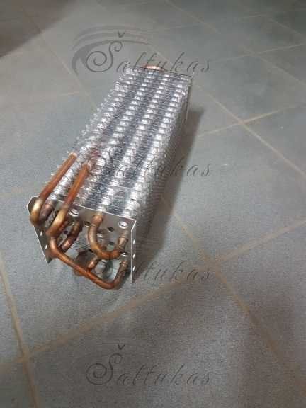 Pramoninio šaldytuvo išgarintojas R404A, 130W, 8 vamzdeliai, 145x140x500mm, 1,70m² Pramoninių šaldytuvų virtuvinės kondicionierių įrangos ir kitų įrenginių dalys