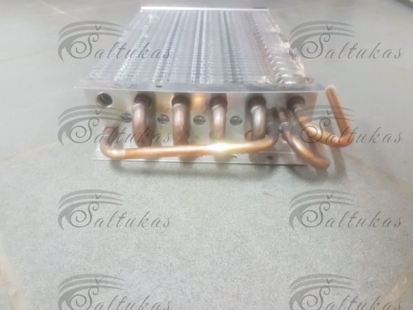 Pramoninio šaldytuvo išgarintojas R404A, 121W, 8 vamzdelių, 500x75x280 mm, 1,45 m²