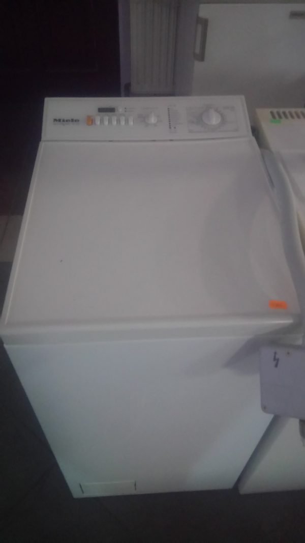 Skalbimo mašina MIELE NOVOTRONIC W134 plotis 45cm ilgis 60cm