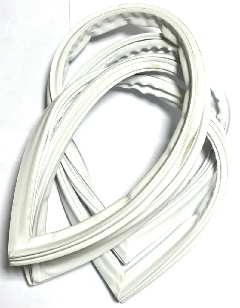 Durų tarpinė SNAIGĖ, 1 vnt, 740x560mm, RF270, RF300, Snaigė 117 modeliams, tvirtinama varžteliais Šaldytuvų durų tarpinės ir kt