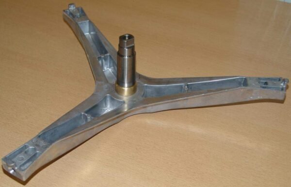 Skalbimo mašinos SAMSUNG būgno kryžmė,orig. ASSY FLANGE SHAFT;VOLGA-PJT,WF1802XEC_Y.Guoliai 6206,6205 rebokšlis 35X65,55X10/12 užsakomi atskirai