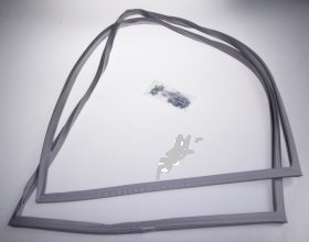 Šaldytuvo LIEBHERR apatinė durų tarpinė,šaldiklio zonos. MAGNETIC SEALING WEISS GT 535X523mm Šaldytuvo LIEBHERR apatinė durų tarpinė,šaldiklio zonos. MAGNETIC SEALING WEISS GT 535X523mm Šaldytuvų durų tarpinės ir kt