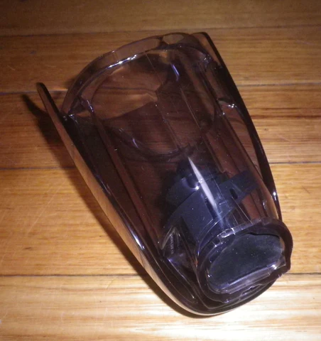 Dulkių siurblio – šluotos AEG, ELECTROLUX konteineris Dulkių siurblių šepečiai, žarnos filtrai,maišeliai,laikikliai antgaliai ratukai,teleskopiniai vamzdžiai ir kt