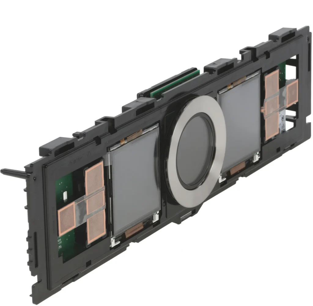 Orkaitės BOSCH/SIEMENS priekinis valdymo modulis suprogramuotas. A TEST STAMP IS REQUIRED TO CALIBRATE THE TOUCH SENSOR KEY. Viryklių kepimo skardos, grotelės, bėgeliai, el. plokštės ir kitos dalys