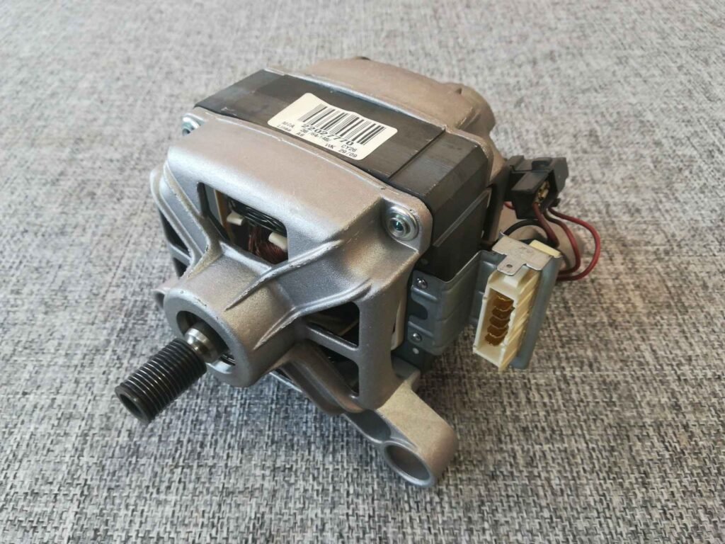 Skalbimo mašinos CANDY/HOOVER variklis,orig. Dumų detektoriai apsaugos kameros ir kitos prekės