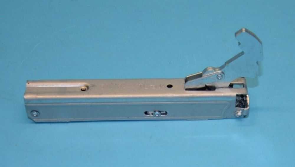 Orkaitės HISENSE/GORENJE lankstas,orig. Elektrinių viryklių orkaičių lankstai