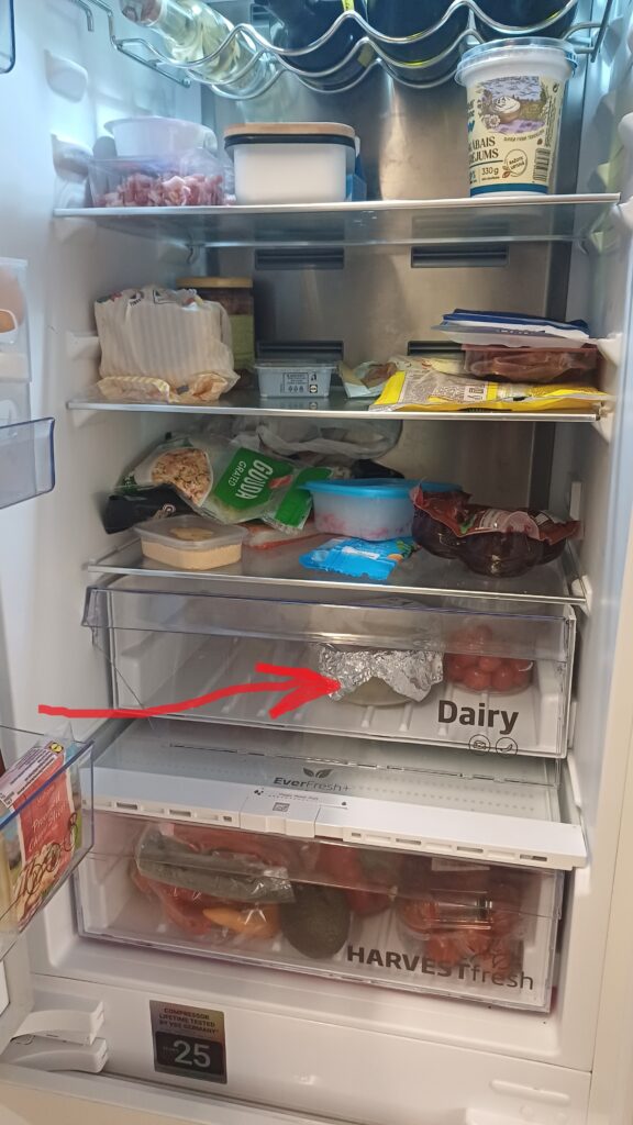 Šaldytuvo BEKO/GRUNDIG/ARCELIK viršutinio stalčiaus panelė. BioFresh Rail Front Beko Printed ARC1155 Buitinių šaldytuvų laikikliai, stalčiai, lentynos ir kitos plastmasinės detalės