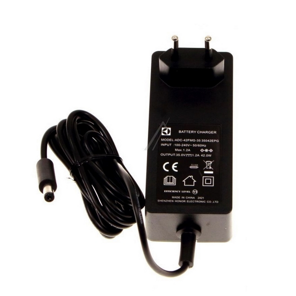 Dulkių siurblio ELECTROLUX / AEG pakrovėjas,orig. Dulkių siurblių varikliai akumuliatoriai baterijos pakrovėjai